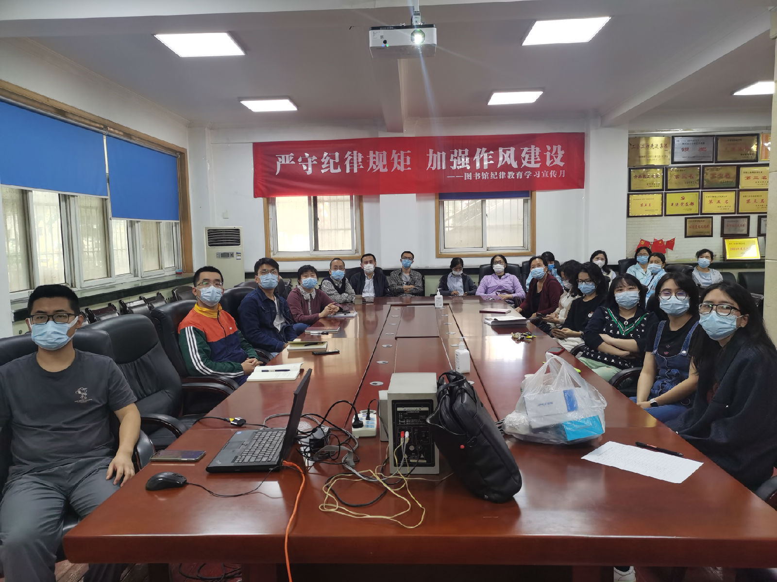 clip_image002.jpg clip_image002.jpg