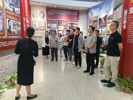 60beb45d1b1d474ef9214377890e81f