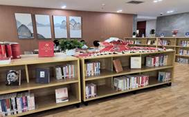 图26.校园图书文化角